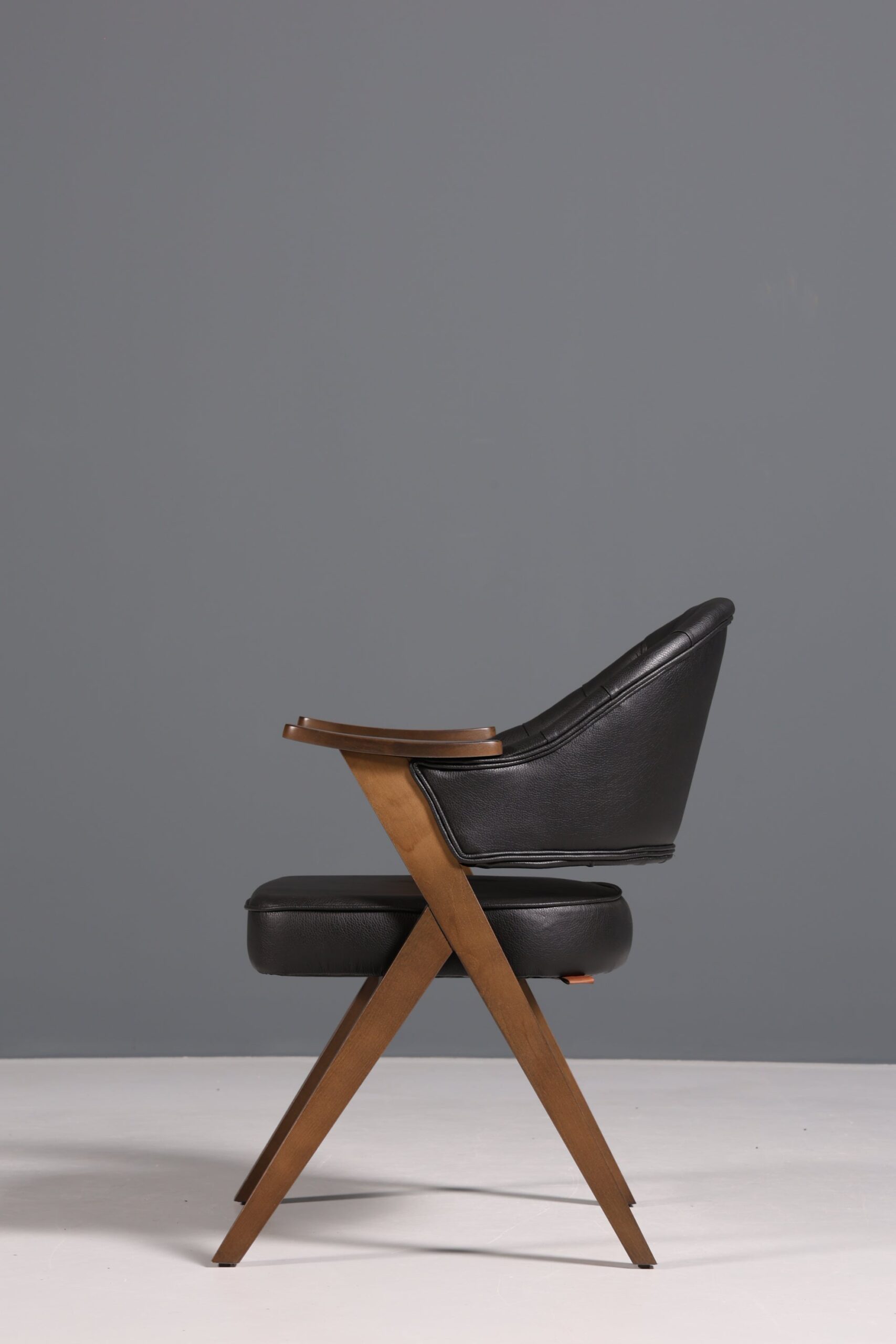 Luxuriöser "Manchester Black" Stuhl Chesterfield Stil Bürostuhl Esszimmerstuhl Lounge Stuhl - Image 5